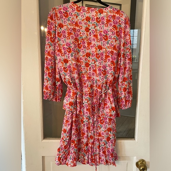 Lucky Brand 🍀 2 piece floral wrap blouse and wrap skirt - Picture 7 of 15